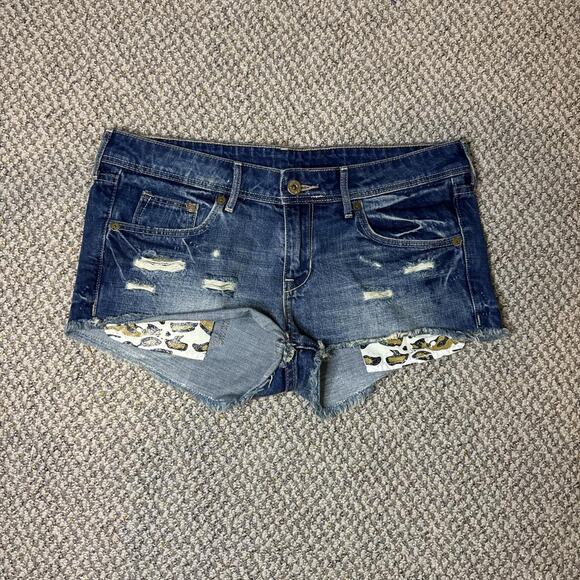 Cute low rise &denim leopard print sparkly jean shorts - Picture 1 of 5